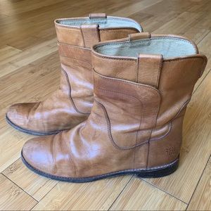 Frye Paige Short Boots
